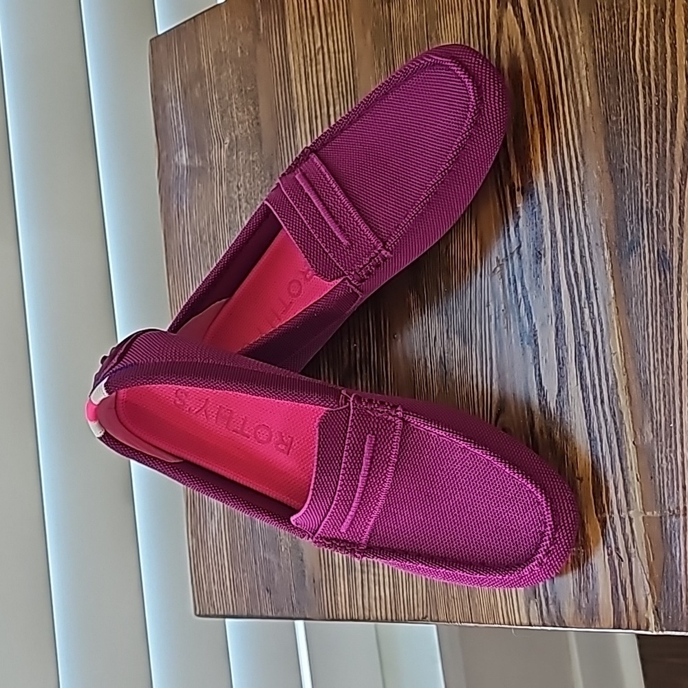Women's Rothy's loafers